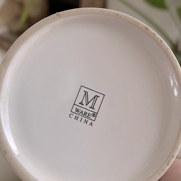 2 coffee cups #1 crossing guard and Pinnacle - Picture 9 of 11